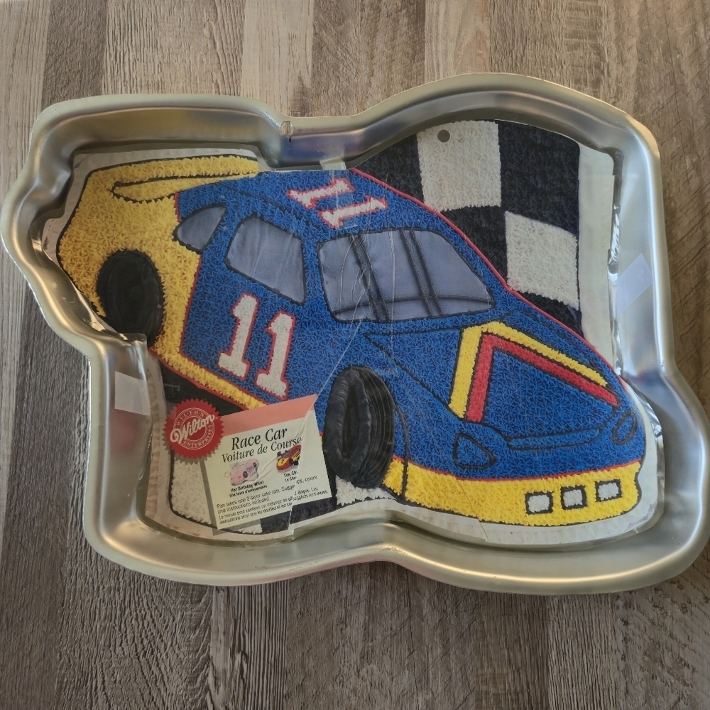 Wilton Vintage 1997 Racecar Cake Pan 11 Nascar Aluminum Baking Mold 2105-1350